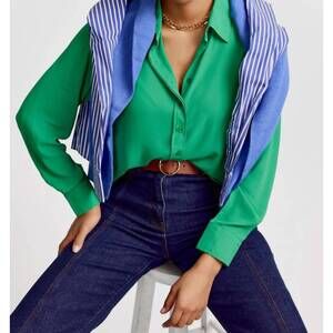 NEW THE SHIRT signature shirt in kelly green